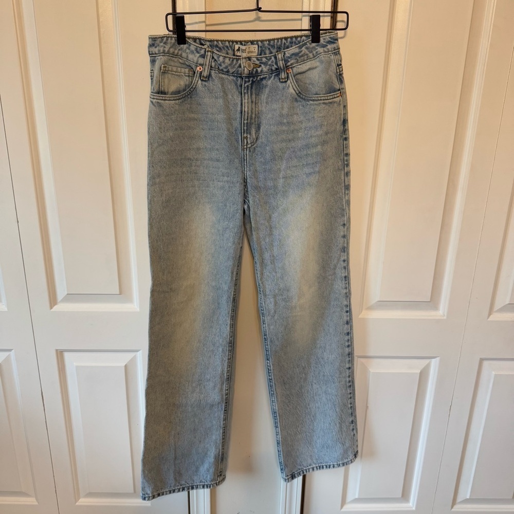 Cuidado Con El Perro Women’s Light Wash Straight Denim Jeans 100% Cotton Size 4 - Picture 2 of 15